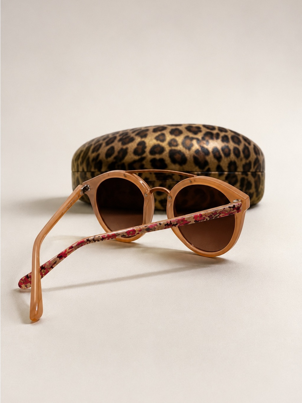 Guess Women’s Sunglasses Beige Frame Brown Lenses